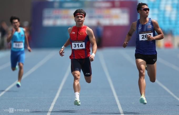 Ngần Ngọc Nghĩa - Cựu SV Nhà trường giành huy chương bạc 200m tại SEA Games 2023