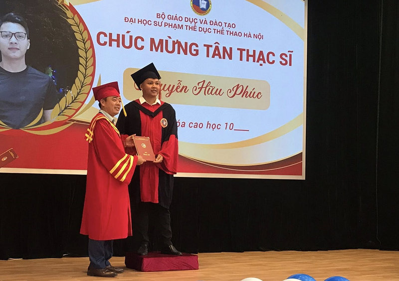 Bế Giảng và trao Bằng tốt nghiệp Thạc sĩ đợt 2 và Cử nhân đại học chính quy đợt 1 năm 2025