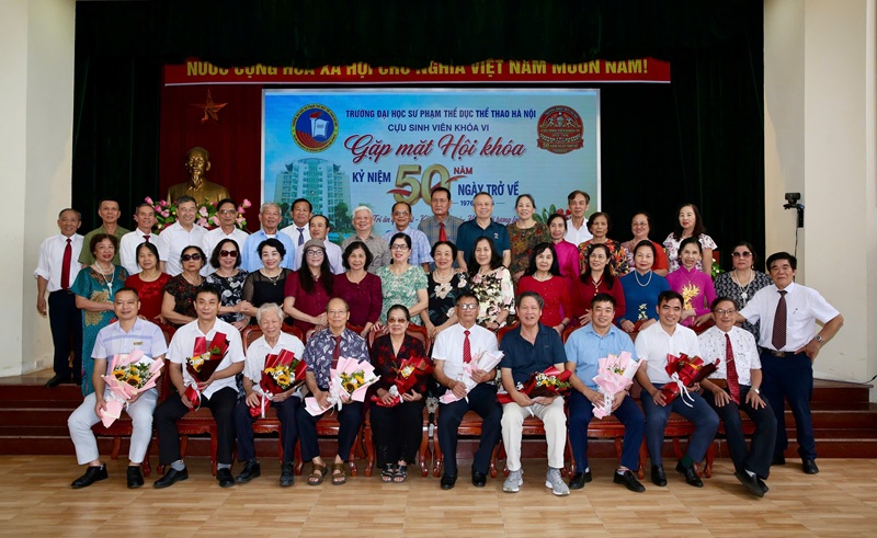 Gặp mặt Hội khóa Cựu sinh viên Khóa VI: Kỷ niệm 50 năm ngày trở về đầy xúc động và ý nghĩa