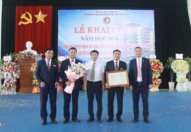 TRƯỜNG ĐẠI HỌC SƯ PHẠM TDTT HÀ NỘI KHAI GIẢNG NĂM HỌC 2026 – 2027 VÀ CÔNG BỐ QUYẾT ĐỊNH ĐẠT CHUẨN KIỂM ĐỊNH CHẤT LƯỢNG