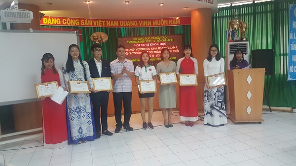  Sinh viên Trường ĐH Sư phạm TDTT Hà Nội đạt 01 giải nhất, 01 giải nhì và 02 giải khuyến khích tại Hội nghị sinh viên NCKH toàn quốc khối các trường TDTT