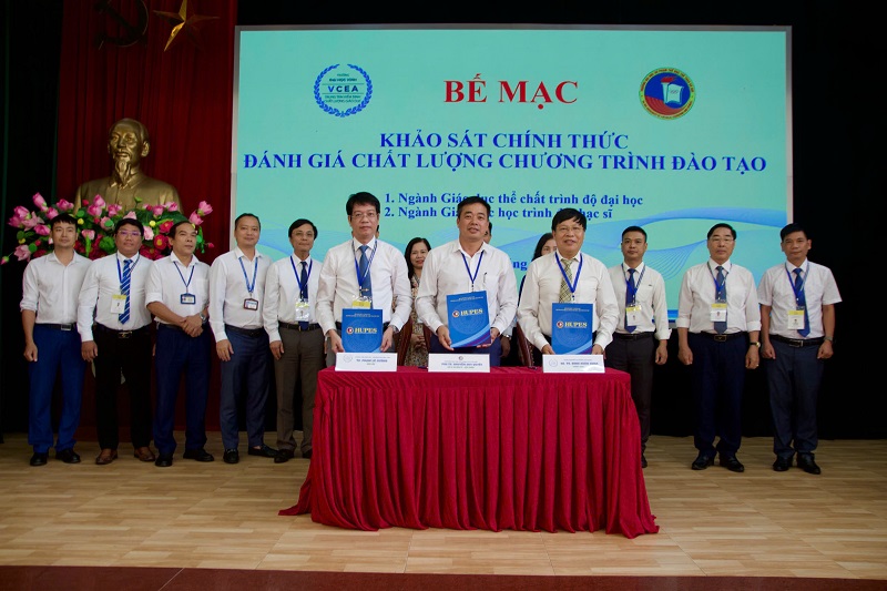 Bế mạc đợt khảo sát chính thức đánh giá chất lượng 02 chương trình đào tạo của Trường Đại học Sư phạm TDTT Hà Nội 