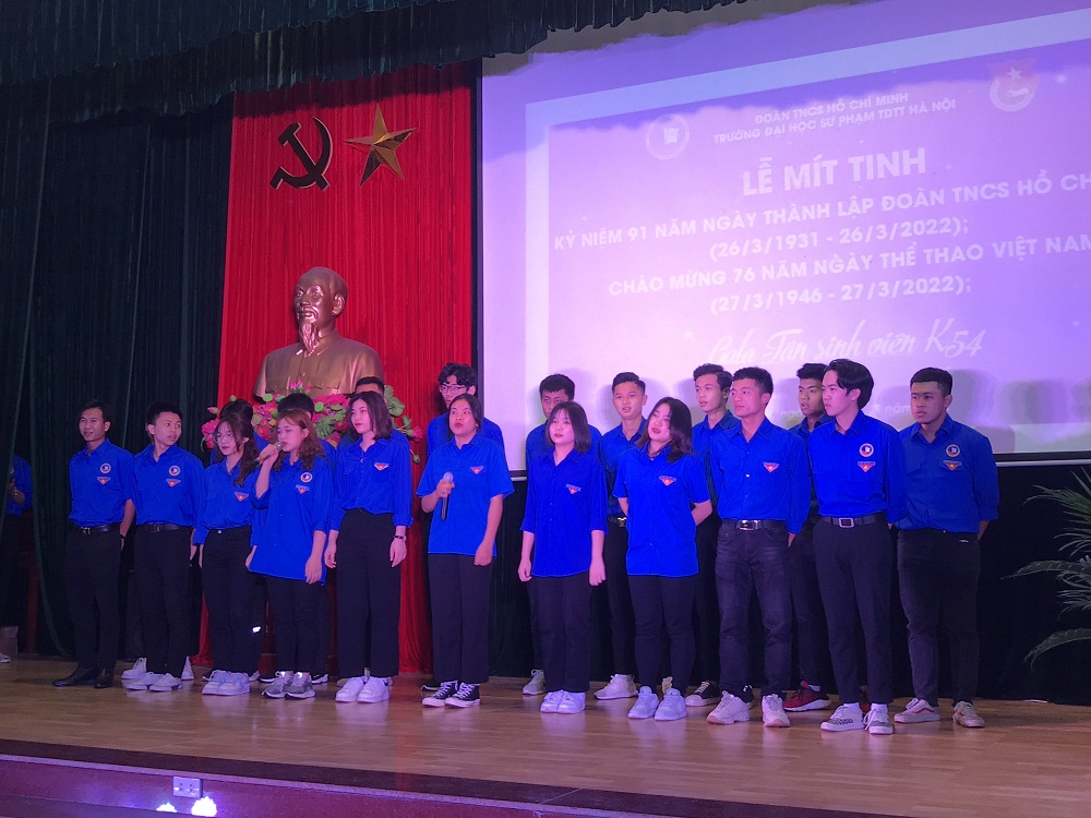 Đoàn Thanh niên Nhà trường mít tinh kỷ niệm 91 năm ngày thành lập Đoàn TNCS Hồ Chí Minh, 76 năm ngày Thể thao Việt Nam và Gala tân sinh viên K54.