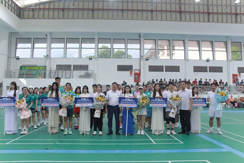 Sôi nổi Giải Pickleball chào mừng kỷ niệm 65 năm thành lập HUPES