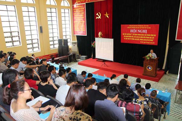 Đảng bộ Trường tổ chức hội nghị chuyên đề “Học tập và làm theo tư tưởng, đạo đức, phong cách Hồ Chí Minh”