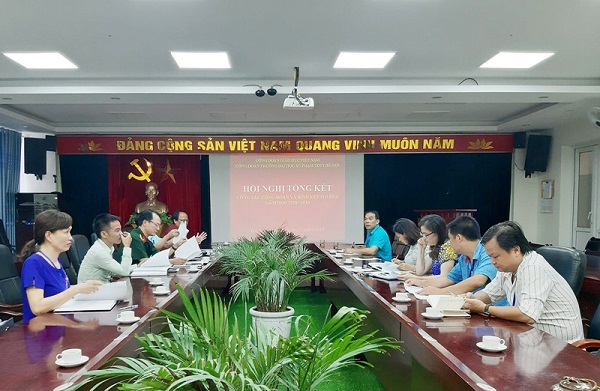  Công đoàn Trường tổ chức Hội nghị hướng dẫn tổng kết hoạt động công đoàn và bình xét thi đua năm học 2018-2019
