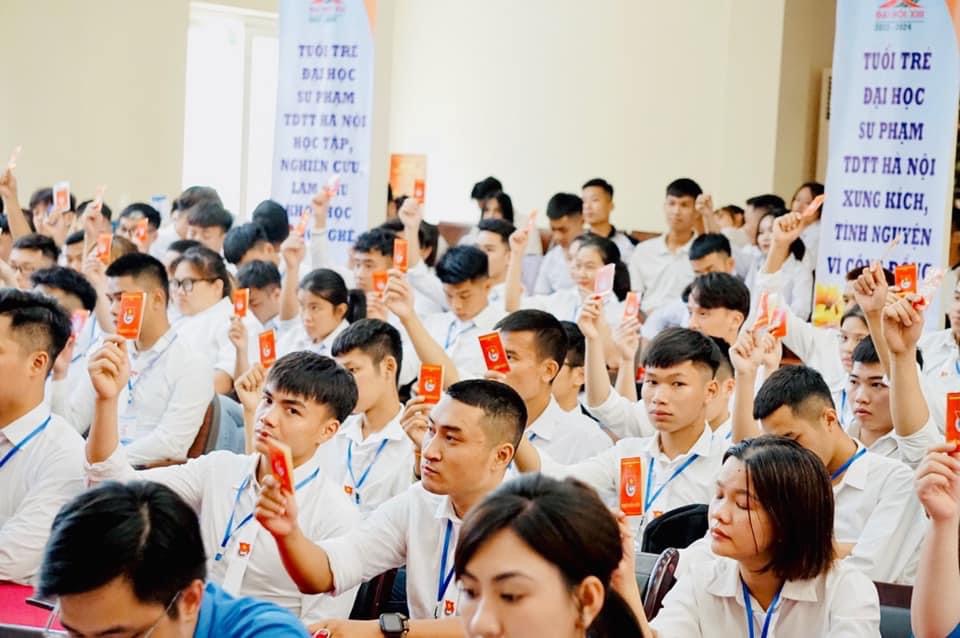  Phiên thứ nhất Đại hội Đại biểu Đoàn TNCS Hồ Chí Minh Trường Đại học Sư phạm Thể dục Thể thao Hà Nội thành công tốt đẹp 