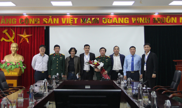 Nhà trường tổ chức nhiều hoạt động kỷ niệm 77 năm Ngày thành lập Quân đội Nhân dân Việt Nam và 32 năm Ngày Hội Quốc phòng toàn dân