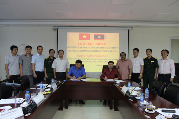  Trường ĐH Sư phạm TDTT Hà Nội ký kết thỏa thuận hợp tác giúp Trường Cao đẳng Giáo dục Thể chất Lào