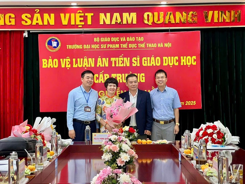 NCS đầu tiên bảo vệ thành công luận án tiến sĩ tại Trường Đại học Sư phạm TDTT Hà Nội