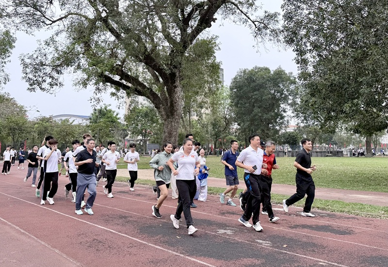 TRƯỜNG ĐẠI HỌC SƯ PHẠM TDTT HÀ NỘI PHÁT ĐỘNG HƯỞNG ỨNG NGÀY CHẠY OLYMPIC VÌ SỨC KHỎE TOÀN DÂN NĂM 2026