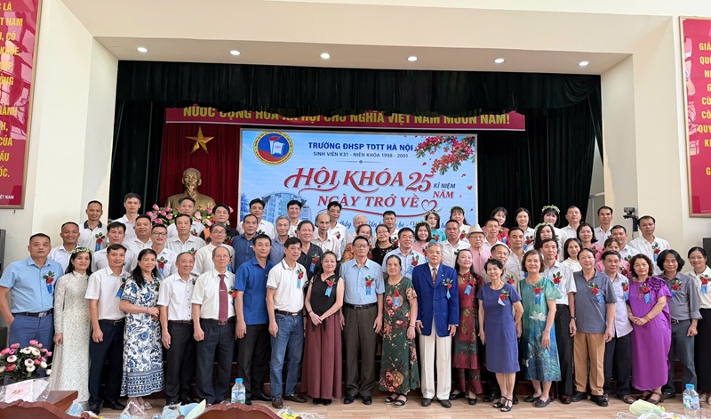 HỘI KHÓA 31 – KỶ NIỆM 25 NĂM NGÀY TRỞ VỀ ĐẦY XÚC ĐỘNG